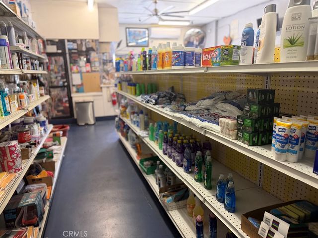 3356 Santa Fe, Long Beach, CA 90810