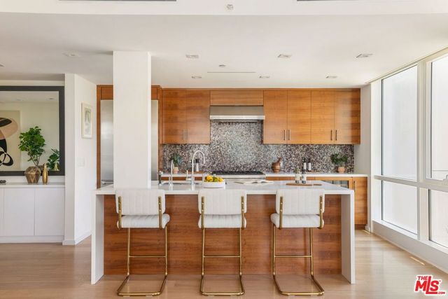 1705 Ocean Avenue 307, Santa Monica, CA 90401