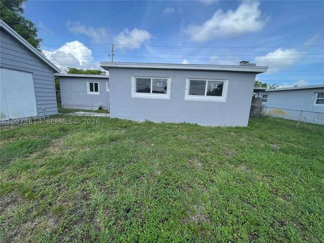 3731 SW 32nd Ave, West Park, FL 33023