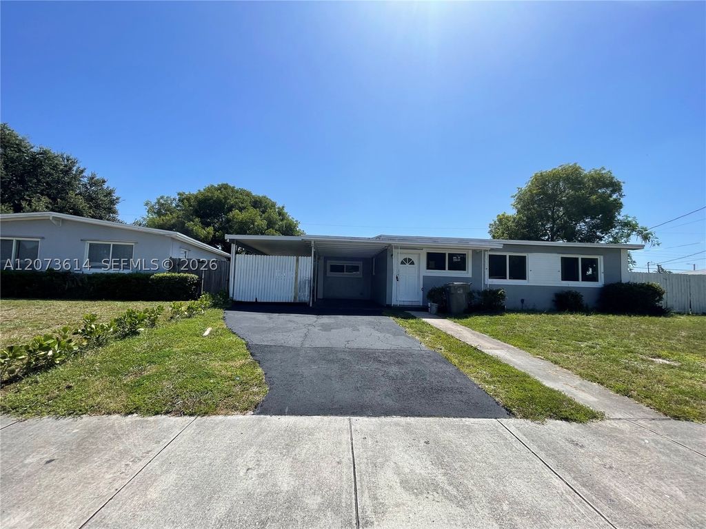 3731 SW 32nd Ave, West Park, FL 33023