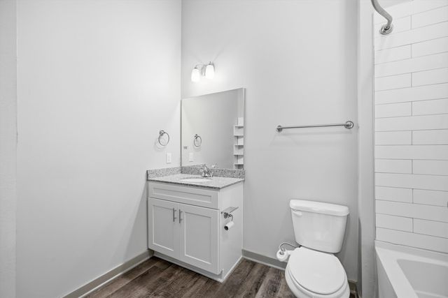 782 Riverfront Parkway 111, Chattanooga, TN 37402