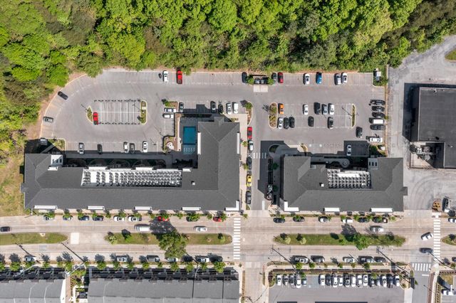 782 Riverfront Parkway 111, Chattanooga, TN 37402