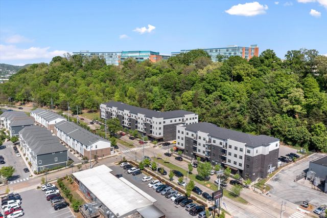 782 Riverfront Parkway 111, Chattanooga, TN 37402