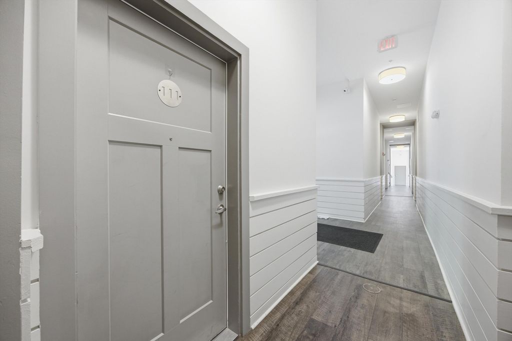 782 Riverfront Parkway 111, Chattanooga, TN 37402