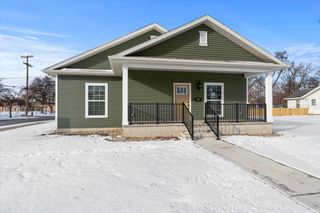 1656 W Lexington Avenue, Elkhart, IN 46514