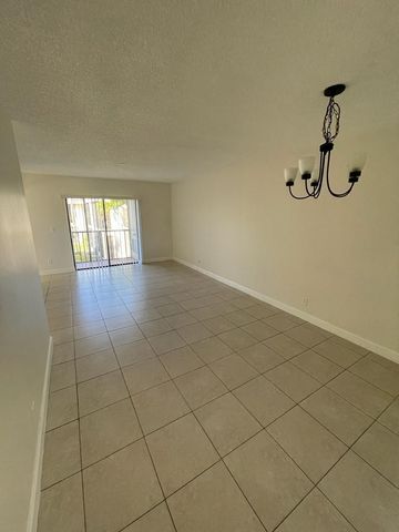 6844 PALMETTO Circle S 201, Boca Raton, FL 33433
