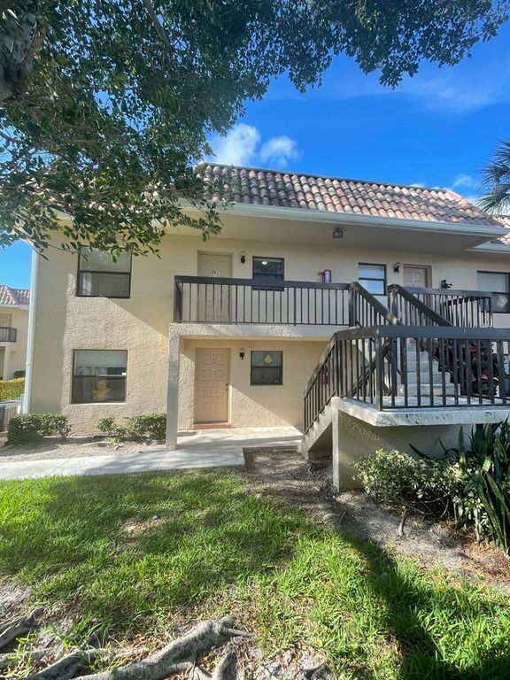 6844 PALMETTO Circle S 201, Boca Raton, FL 33433
