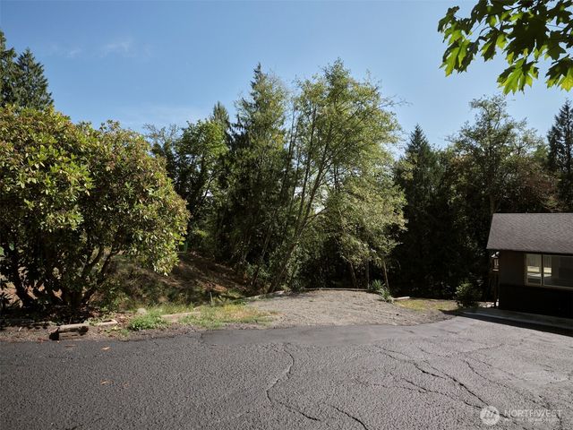 209 Sunset Drive, Longview, WA 98632