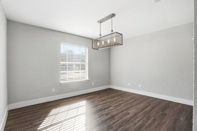 2015 Wimbledon Drive, Arlington, TX 76017