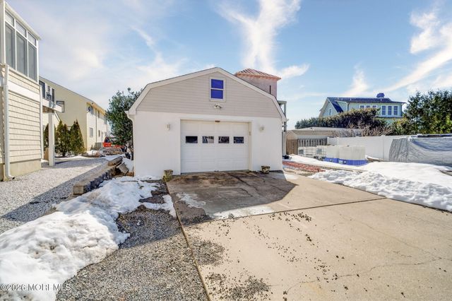 404 Perrine Boulevard, Manasquan, NJ 08736