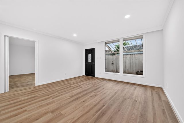 3300 Yorktown Street 28, Houston, TX 77056