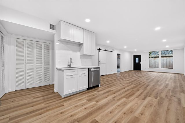 3300 Yorktown Street 28, Houston, TX 77056