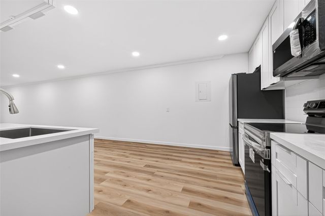 3300 Yorktown Street 28, Houston, TX 77056