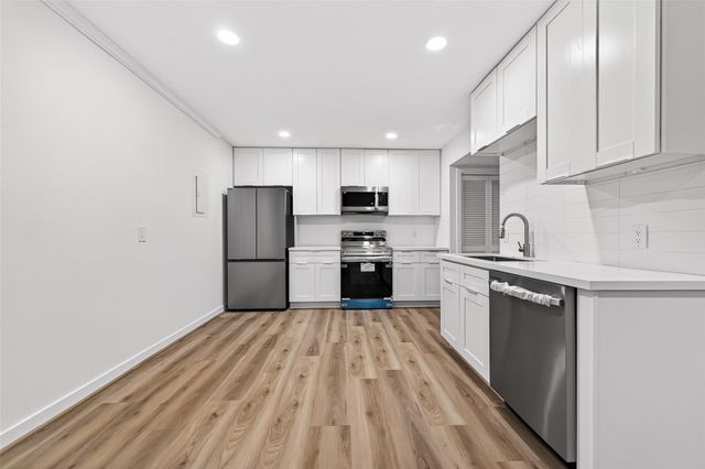 3300 Yorktown Street 28, Houston, TX 77056