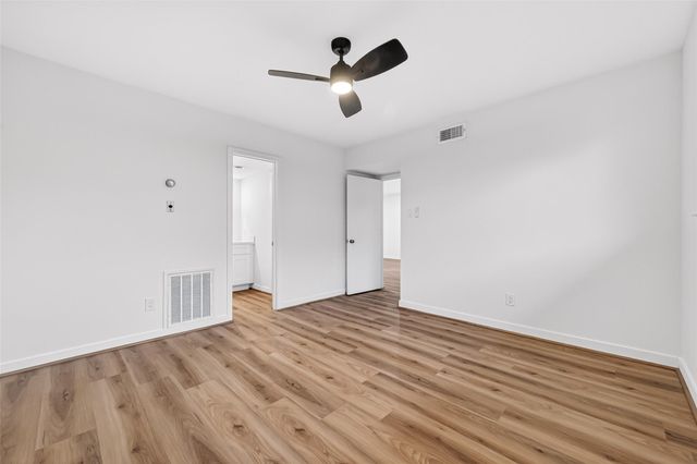 3300 Yorktown Street 28, Houston, TX 77056