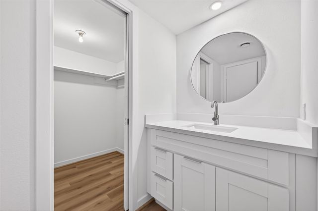 3300 Yorktown Street 28, Houston, TX 77056