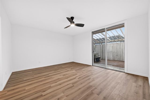 3300 Yorktown Street 28, Houston, TX 77056