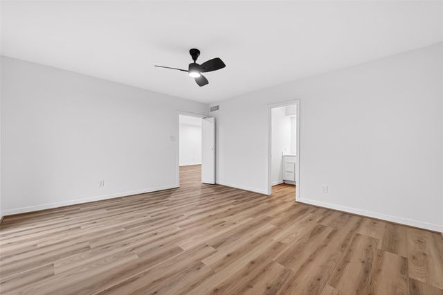 3300 Yorktown Street 28, Houston, TX 77056