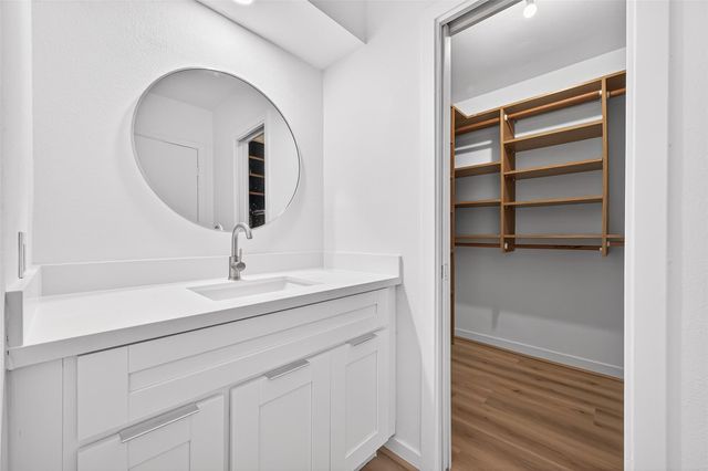 3300 Yorktown Street 28, Houston, TX 77056