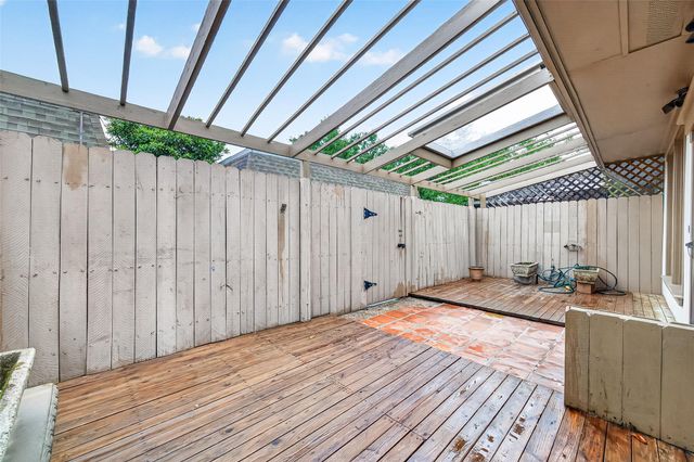 3300 Yorktown Street 28, Houston, TX 77056