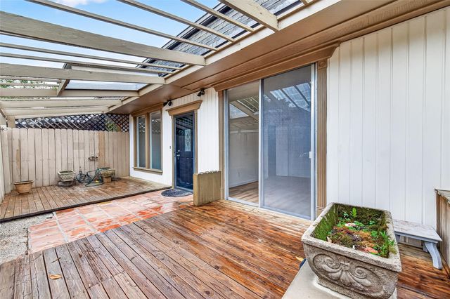 3300 Yorktown Street 28, Houston, TX 77056
