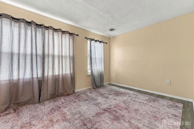 129 Fulton Court, New Brunswick, NJ 08901