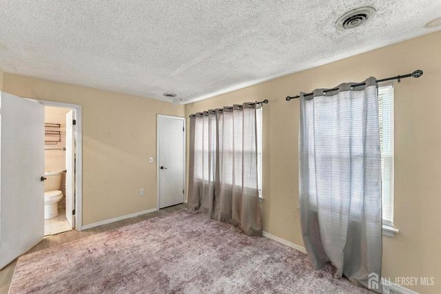 129 Fulton Court, New Brunswick, NJ 08901