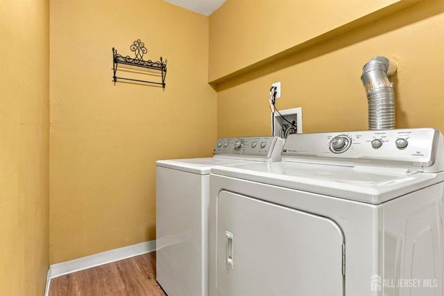 129 Fulton Court, New Brunswick, NJ 08901