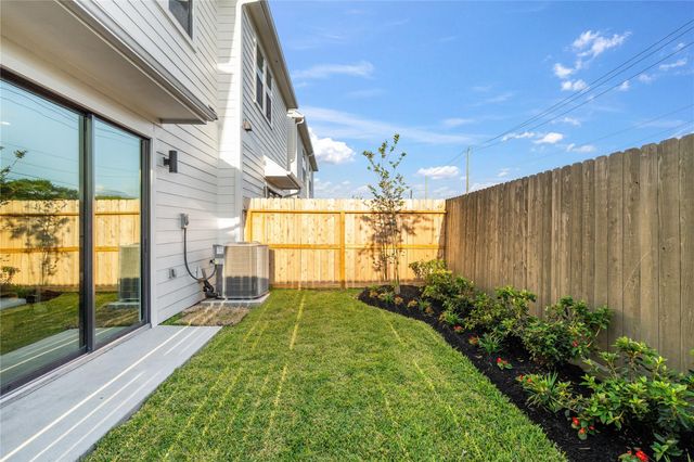 3919 Willowbend Point Drive, Houston, TX 77025