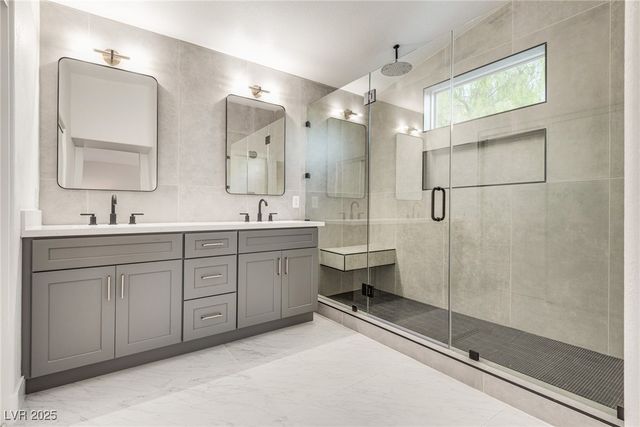 11086 Evvie Lane, Las Vegas, NV 89135