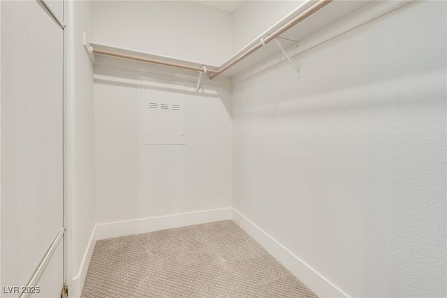 11086 Evvie Lane, Las Vegas, NV 89135