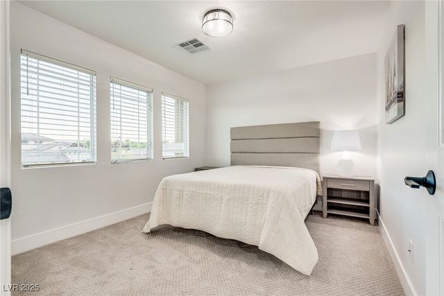 11086 Evvie Lane, Las Vegas, NV 89135