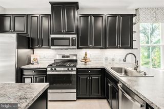 152 SPRING GATE LANE CLAREDON A-WALKOUT, Pasadena, MD 21122