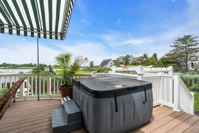 43 COLUMBUS DR, Monmouth Beach Boro, NJ 07750