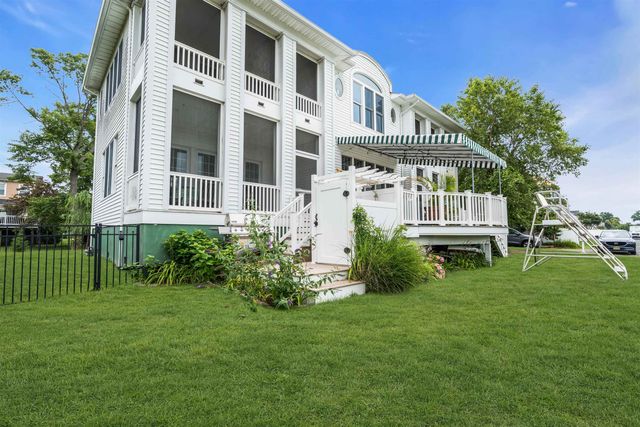 43 COLUMBUS DR, Monmouth Beach Boro, NJ 07750
