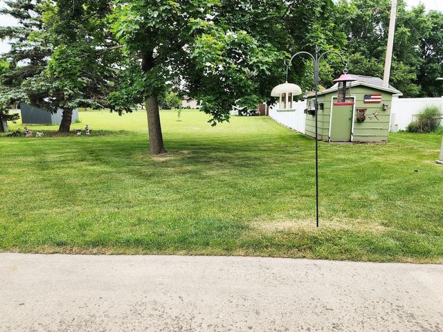 688 W DIVISION STREET, Fond Du Lac, WI 54935