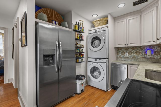 24 Hanover Street, Charleston, SC 29403