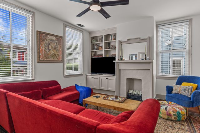 24 Hanover Street, Charleston, SC 29403