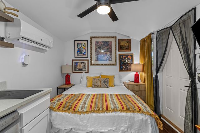 24 Hanover Street, Charleston, SC 29403