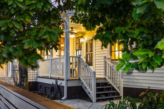 24 Hanover Street, Charleston, SC 29403