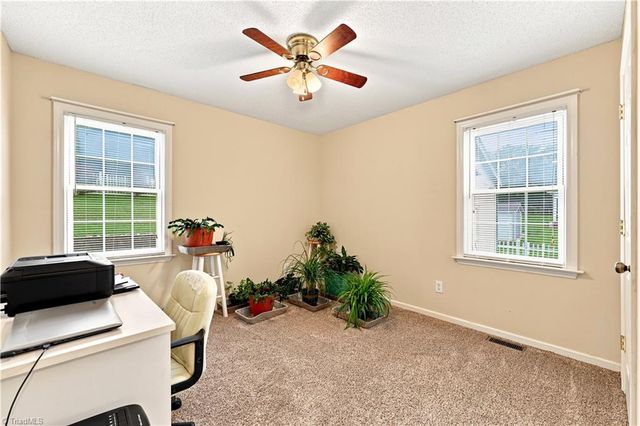 482 Moser Road, King, NC 27021