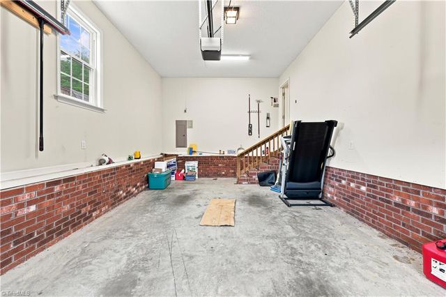 482 Moser Road, King, NC 27021