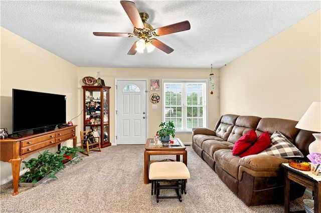 482 Moser Road, King, NC 27021