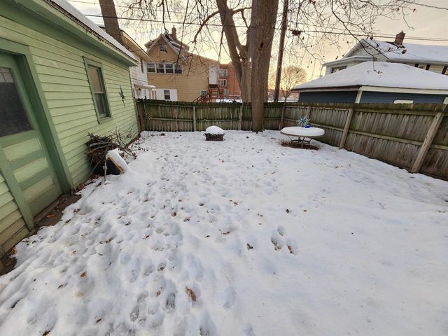 410 Parker Drive, Janesville, WI 53545