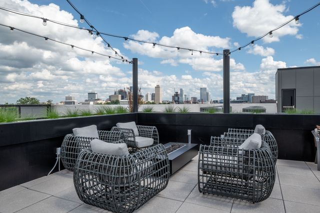1125 10th Ave N Apt 210, Nashville, TN 37208