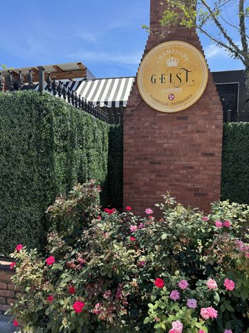 1125 10th Ave N Apt 210, Nashville, TN 37208