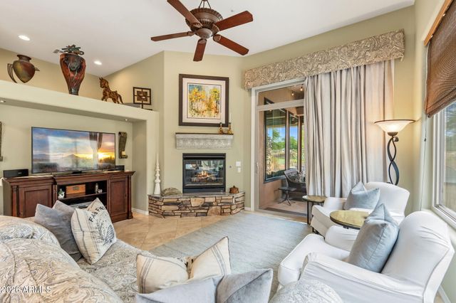 19748 N 84TH Street, Scottsdale, AZ 85255
