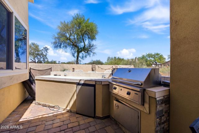 4601 E RAMUDA Drive, Phoenix, AZ 85050