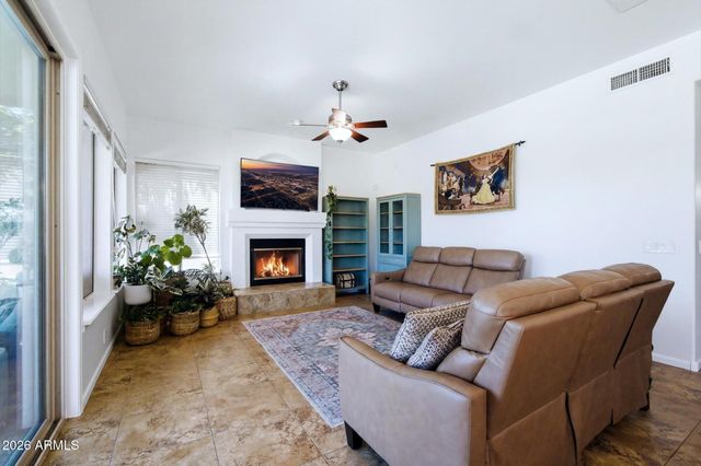 4601 E RAMUDA Drive, Phoenix, AZ 85050