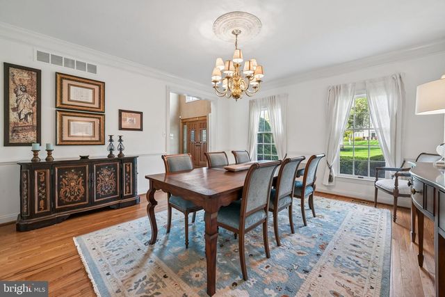 403 PROVIDENCE DR, Moorestown, NJ 08057